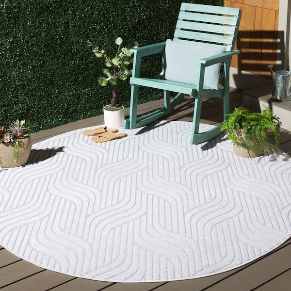 Stella Ivory 7 ft. x 7 ft. Solid High-Low Wavy Indoor/Outdoor Round Area Rug