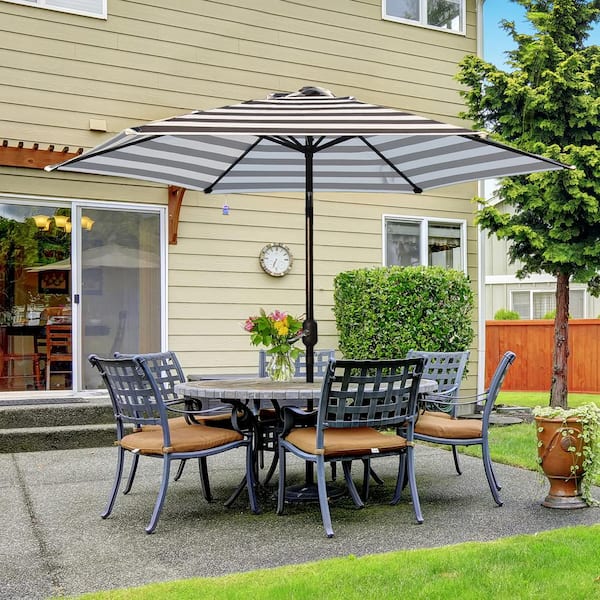 LAUREL CANYON 9 ft. Market Outdoor Patio Umbrella with Push Button Tilt and  Crank in Black and White HD96BW-N - The Home Depot