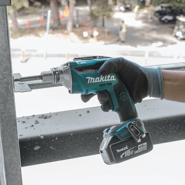 Makita XSF03M 18V LXT Lithium-Ion Brushless Cordless Drywall Screwdriver Kit Discontinued by Manufacturer