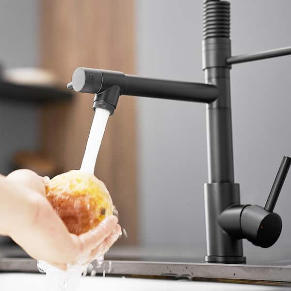 Satico Single Handle Pull Out Sprayer Kitchen Faucet in Matte Black