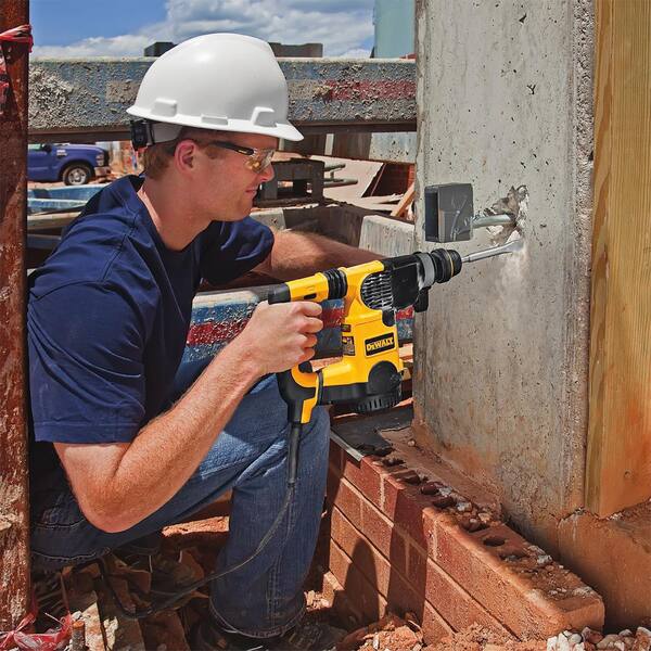 DEWALT - 8 Amp 1 in. Corded SDS-plus L-Shape Concrete/Masonry Rotary Hammer with SHOCKS, Case and Bonus 4-1/2 in. Angle Grinder