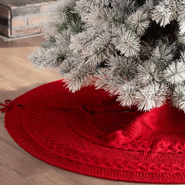 Elegant 42-inch Wool Felt Tree Skirt: Cream & Red Poinsettia Base
