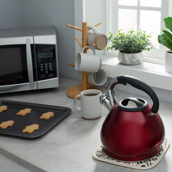 https://images.thdstatic.com/productImages/6675d07c-de9f-461e-b30d-e4dfebb68471/svn/red-kitchen-details-tea-kettles-3550-fa_600.jpg