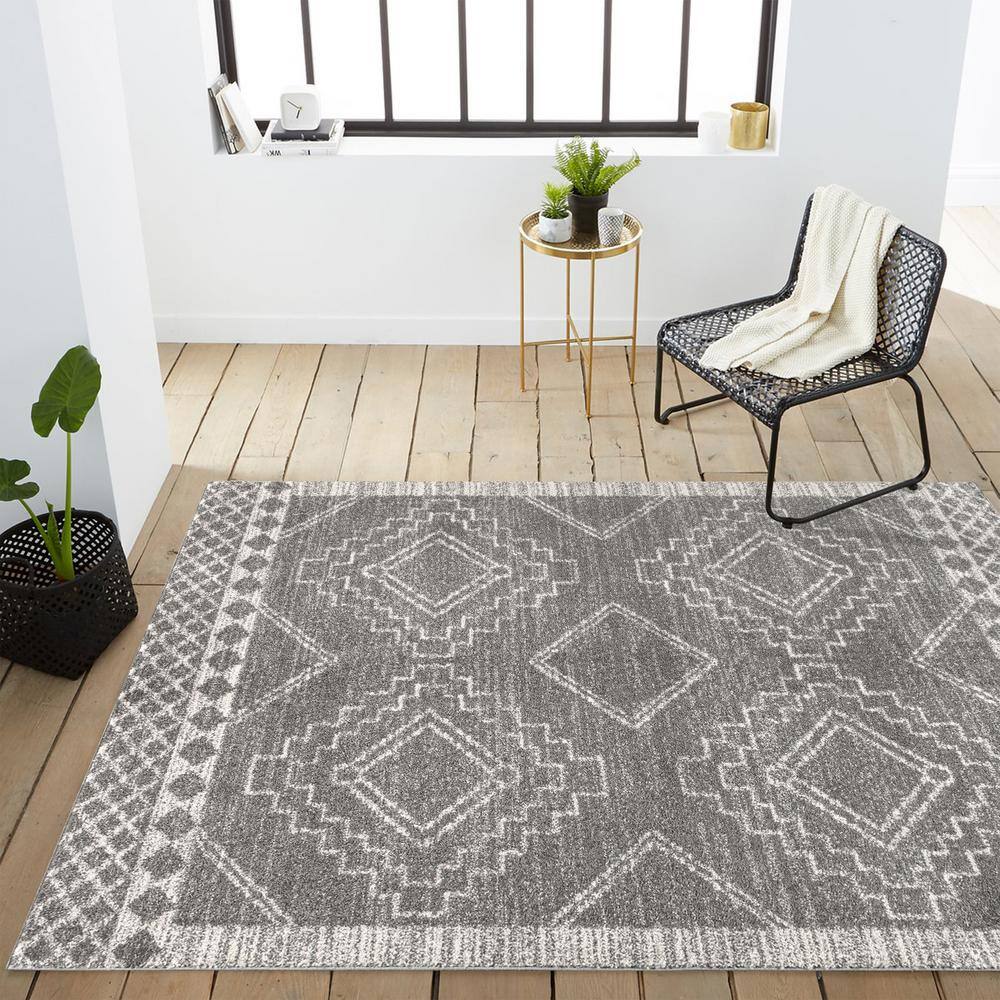 Reversible Geometric Gray Synthetic 3x5 Area Rug