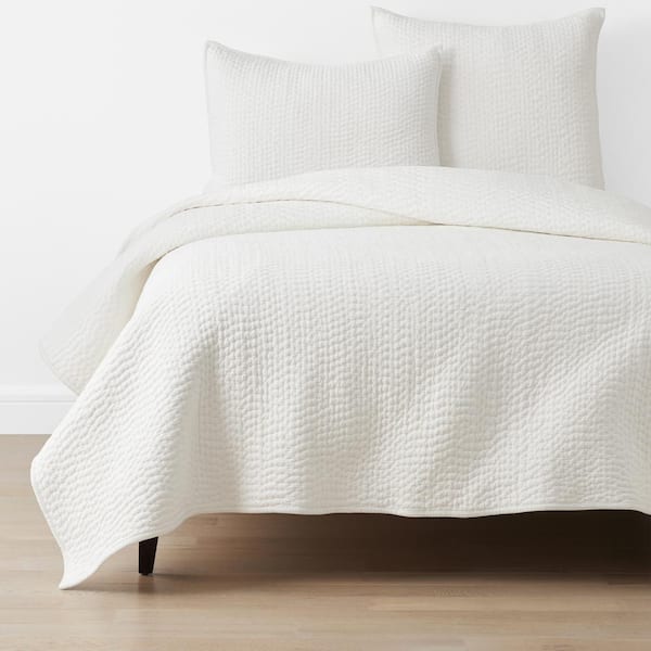 The Company Store Ophelia Velvet White Full/Queen Cotton Quilt