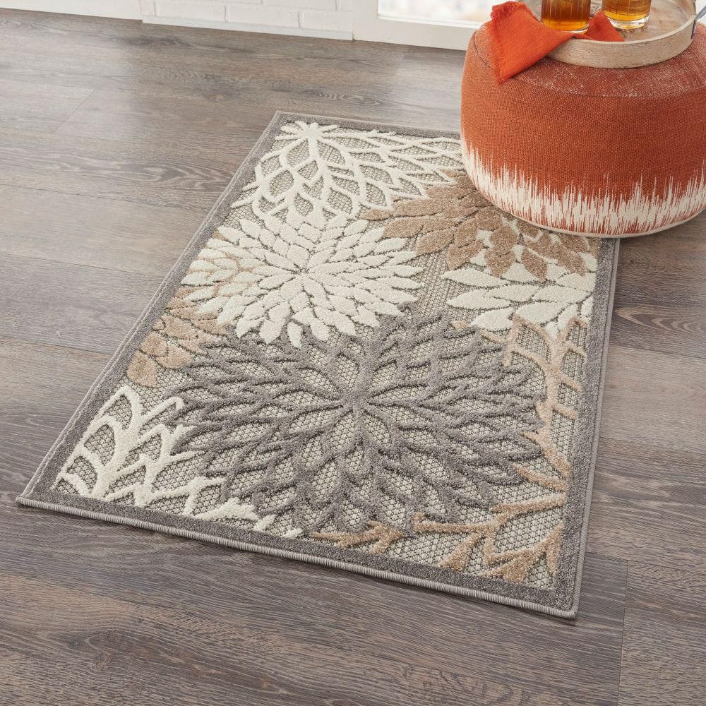 Gray and Brown Floral Synthetic Outdoor Rug, 32" x 48"