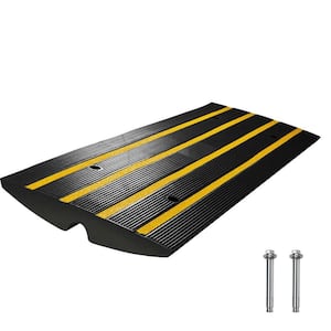 Curb Ramp 2.6 in. Rise Rubber Driveway Ramps Heavy Duty 33069 lbs. Weight Capacity Threshold Ramp Curbside Bridge