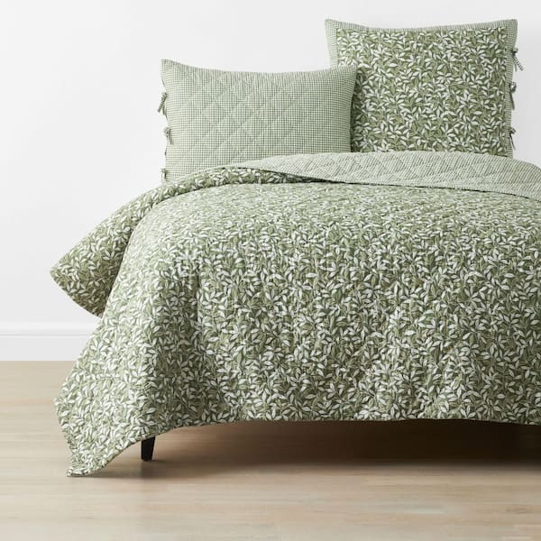 Company Cotton Julienne Leaf Reversible Green Full/Queen Cotton Quilt
