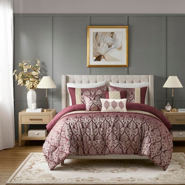 Annette 6-Piece Plum Polyester Full/Queen Comforter Set