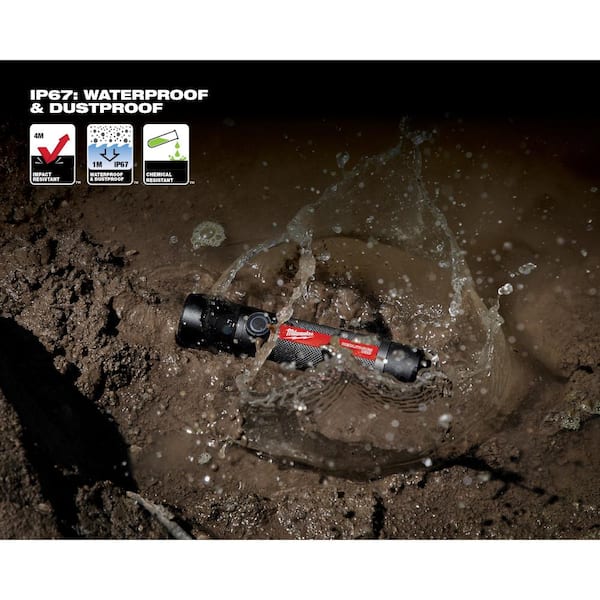 Milwaukee - 800 Lumens LED USB Rechargeable HP Fixed Focus Flashlight with Bonus USB 3.0 Ah Battery