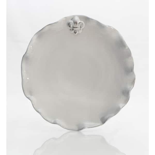 white ceramic plates