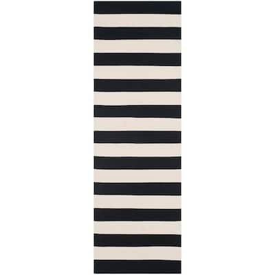 SAFAVIEH Montauk Black/Ivory 9 ft. x 12 ft. Striped Area Rug MTK712D-9