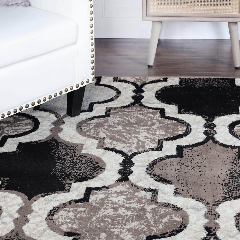 Ivory Trellis Elegance 8' Square Synthetic Area Rug