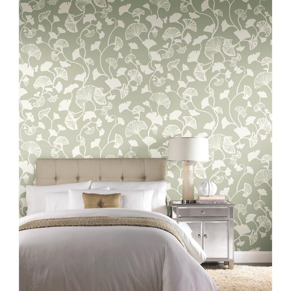 Green Gingko Trail Unpasted Paper Matte Wallpaper, 27 in. by 27 ft.