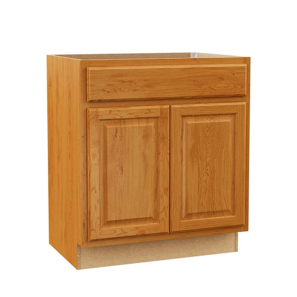 Hampton 30 in. W x 21 in. D x 34.5 in. H Assembled Bath Sink Base Cabinet in Medium Oak