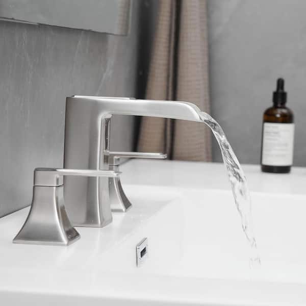 Flynama Flanna 4 in. Center Set Double-Handle Mid Arc Bathroom