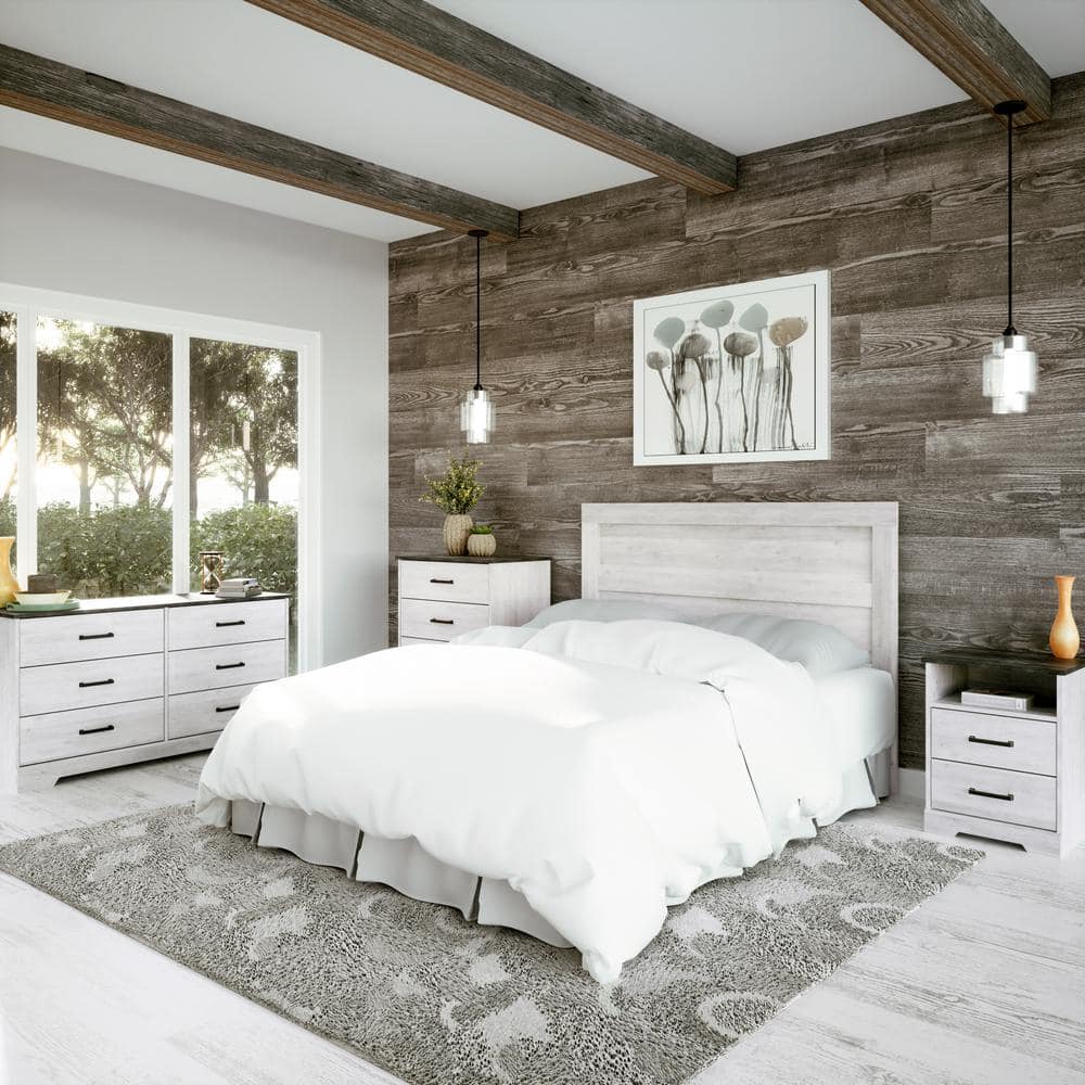 Rustic Gray and White 4-Drawer Farmhouse Chest