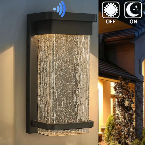 ALOA DECOR 1-Light H12 in. Modern Matte Black Seeded Glass 12W Integrated LED Outdoor Wall Sconce with Dusk to Dawn Sensor Porch