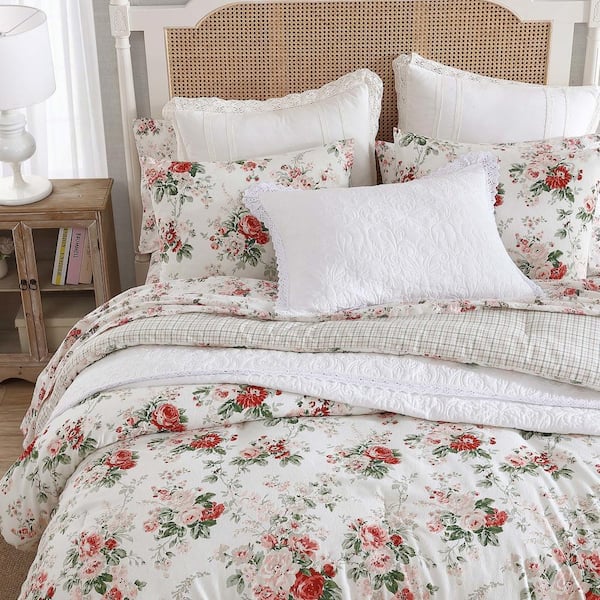 Laura Ashley Ashfield 3-Piece Red Flannel Cotton King Comforter