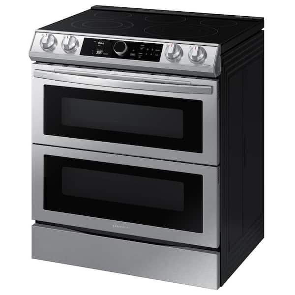 https://images.thdstatic.com/productImages/67086f14-28e3-4c2a-b9bf-0e5aafd22943/svn/fingerprint-resistant-stainless-steel-samsung-single-oven-electric-ranges-ne63t8751ss-77_600.jpg