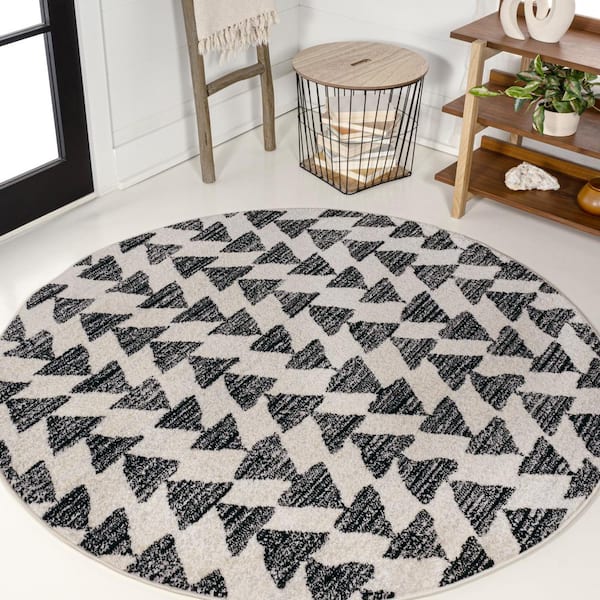 JONATHAN Y Aisha Moroccan Triangle Geometric Cream/Black 3 ft. Round Area Rug