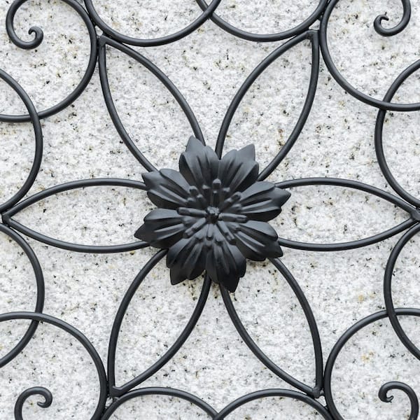 Glitzhome 23 in. H Traditional Floral Iron Scroll Outdoor Wall