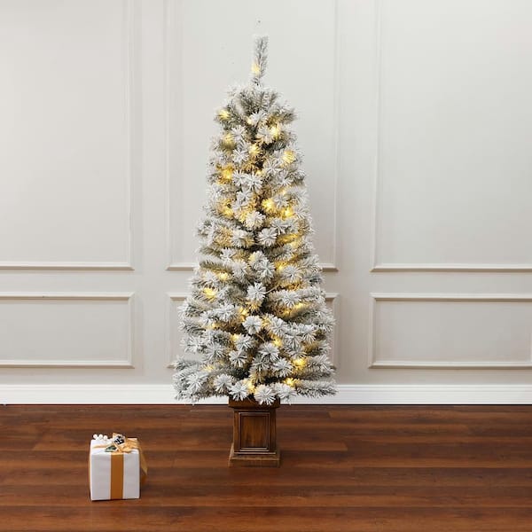 LuxenHome 5 ft. PreLit Flocked Fir Artificial Christmas Tree in