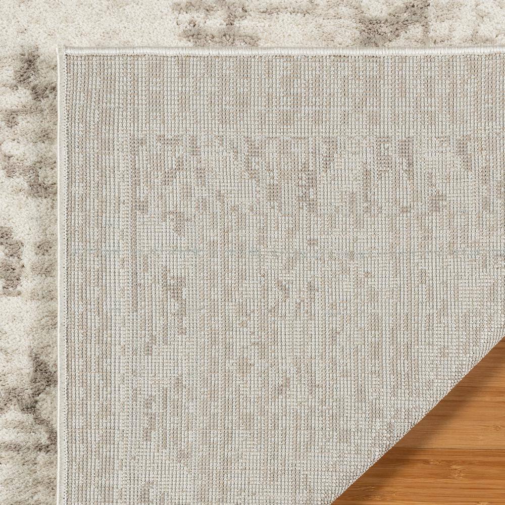 Trevi Cream Tufted Shag Synthetic Runner Rug