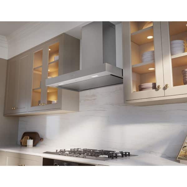 Zephyr Amalfi 30 in. 600 CFM Wall Mount Range Hood with LED Lights