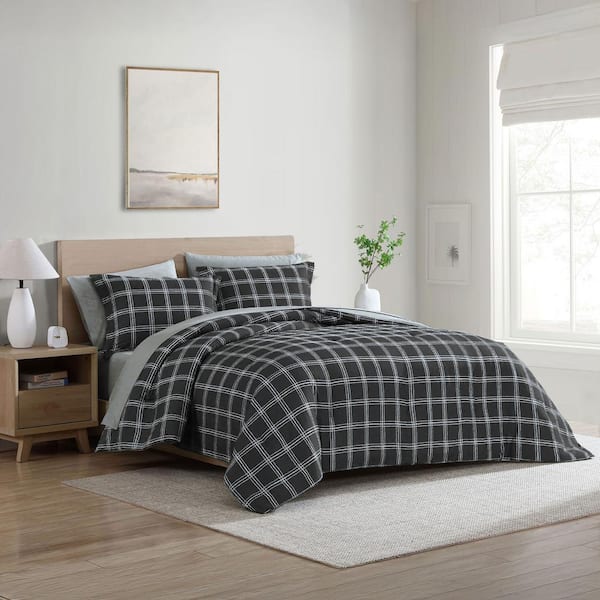 swift home All-Season 7-Piece Reversible Black Plaid and Solid Color Polyester Microfiber Queen Bed in a Set