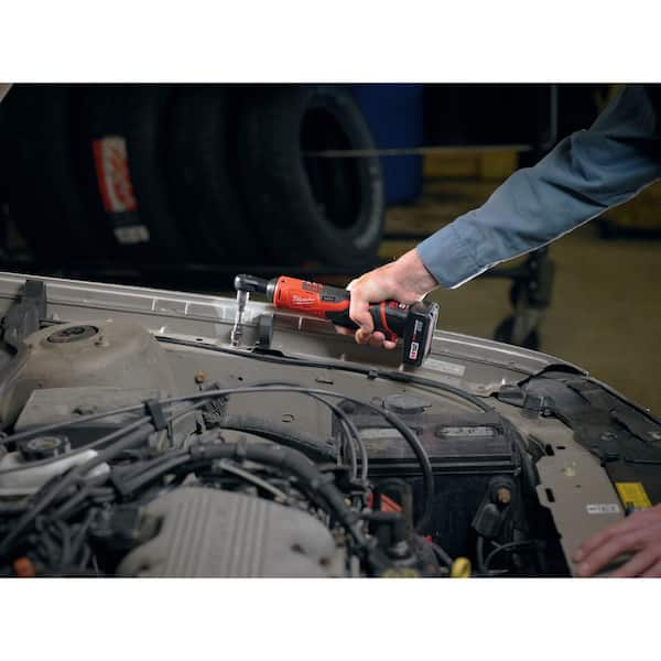 Milwaukee - M12 FUEL 12-Volt Lithium-Ion Brushless Cordless 1/2 in. Hammer Drill Driver Kit with M12 3/8 in. Ratchet