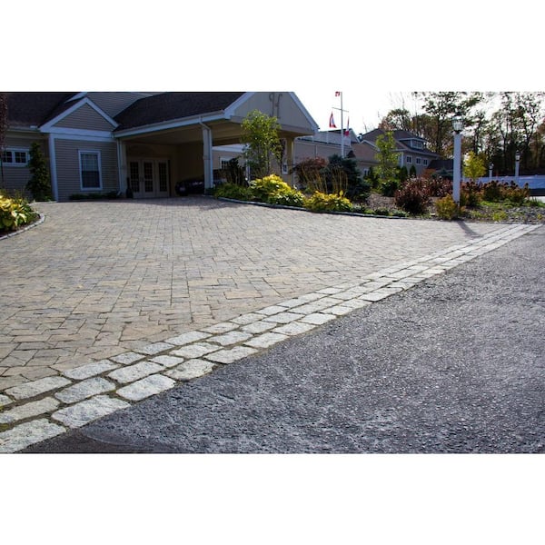 Nantucket Pavers Cobblestone 10 in. x 7 in. x 4 in. Granite Gray Edger Kit (50 pieces per pallet) Nantucket Pavers Cobblestone 10 in. x 7 in. x 4 in. Granite Gray Edger Kit (50 pieces per pallet)