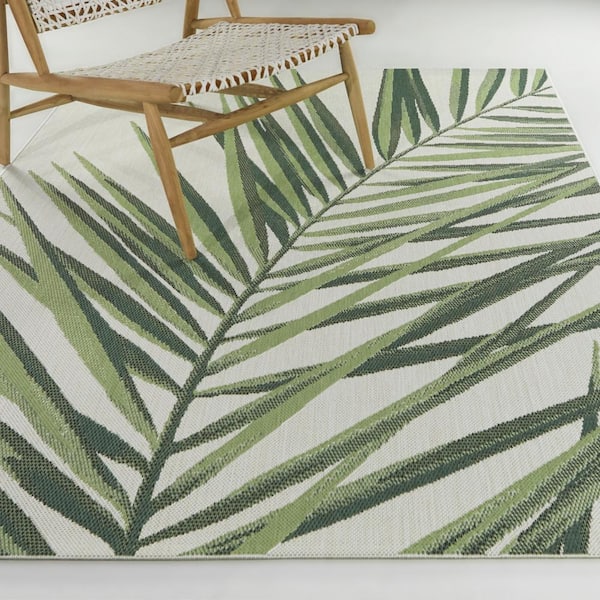 Emi Green 5 ft. x 7 ft. Floral Indoor/Outdoor Area Rug