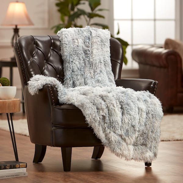 CHANASYA Solid Gray Wolf Faux Long Fur Polyester Throw Blanket - 50 in. x 65 in.