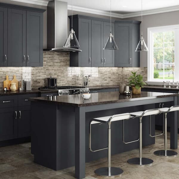 Richmond Venetian Onyx Plywood Shaker Ready to Assemble Pantry Kitchen Cabinet Soft Close 18 in W x 24 in D x 84 in H