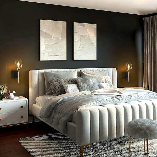 Transitional 1-Light Black and Brass Bedroom Wall Light, Modern Bathroom Wall Sconce with Clear Glass Shade