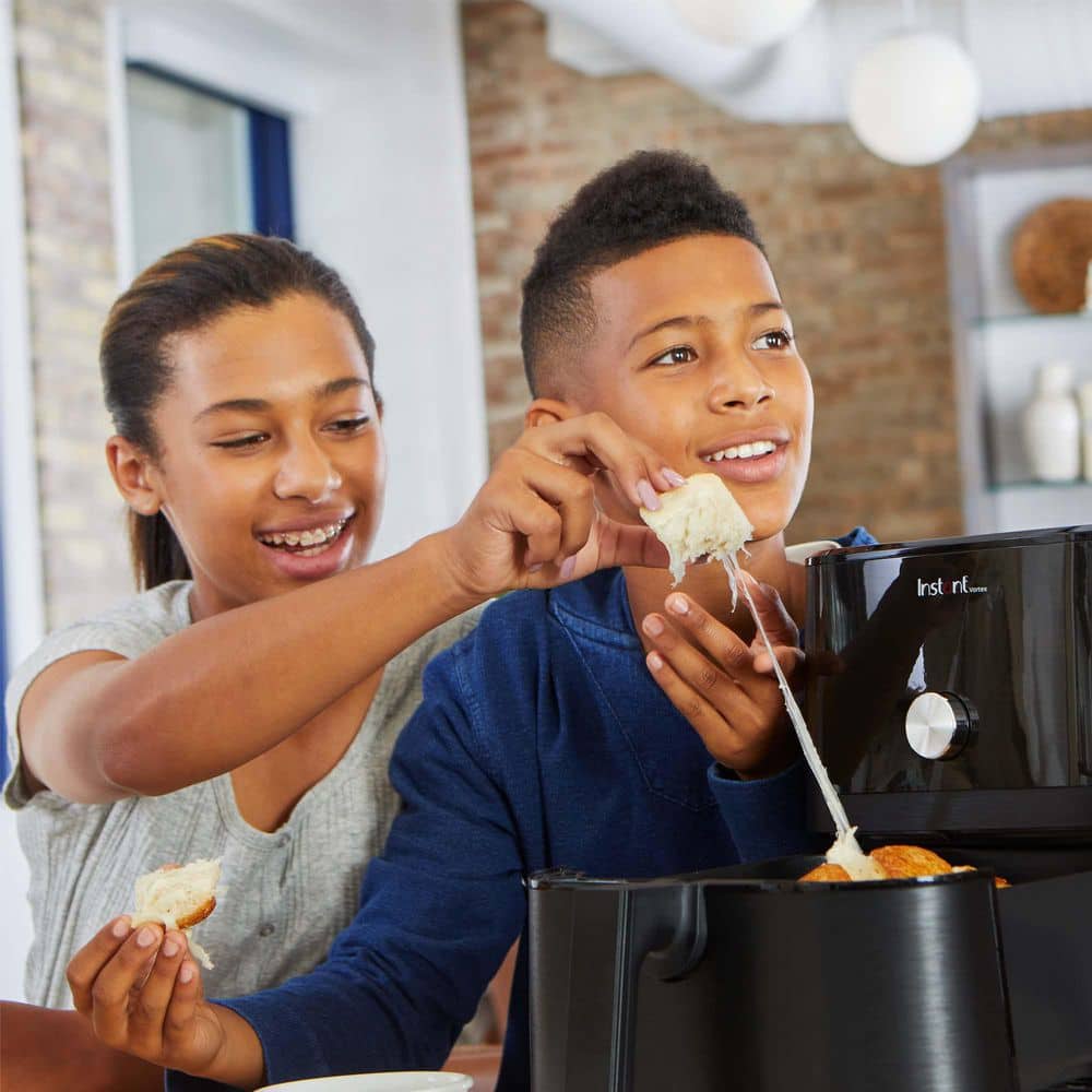 Instant Vortex 6 Quart Black 4-in-1 Air Fryer