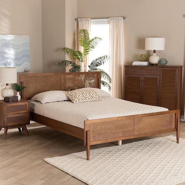 Brown Frame King Size Platform Bed, Durable Platform Bed for All Spaces, Space-Saving Modern Platform Bed