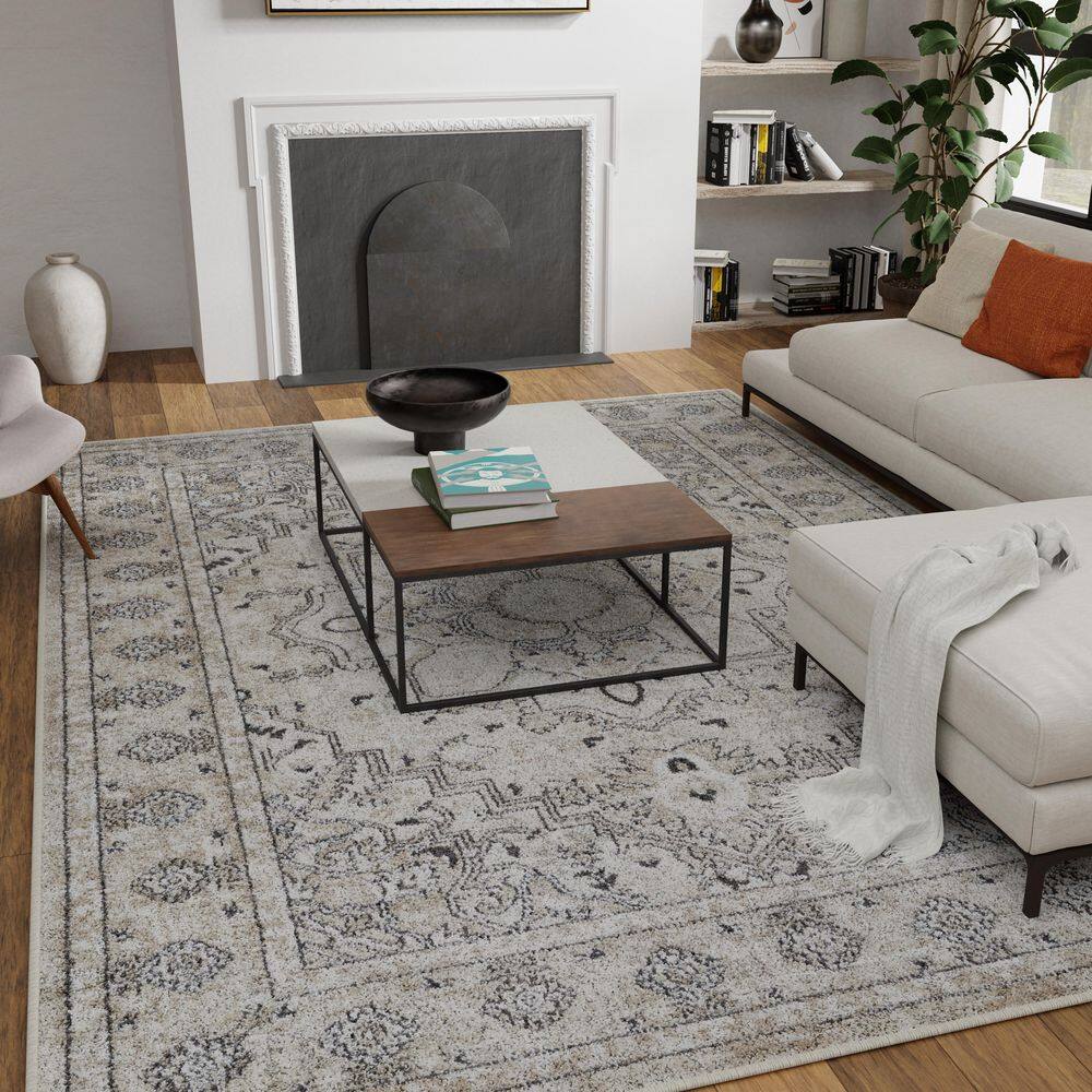 Off-White Floral Medium Pile Synthetic Area Rug 4' x 6'