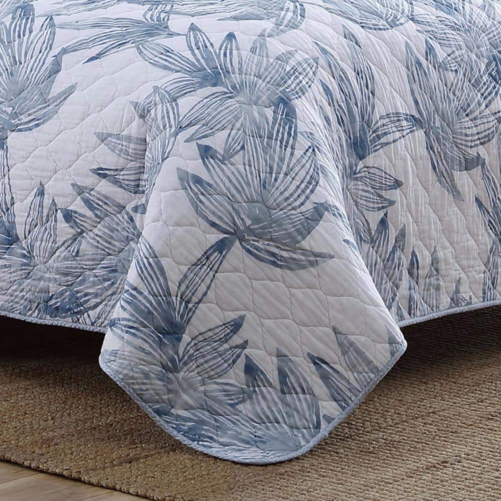 Kayo Blue Tropical Cotton Reversible Full/Queen Quilt Set