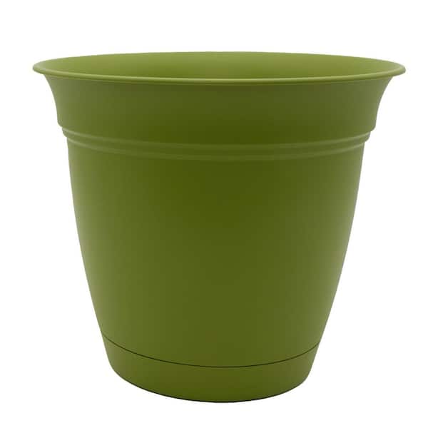 Unbranded Belle 8 in. Dia. Peridot Green Plastic Planter with Attached Saucer