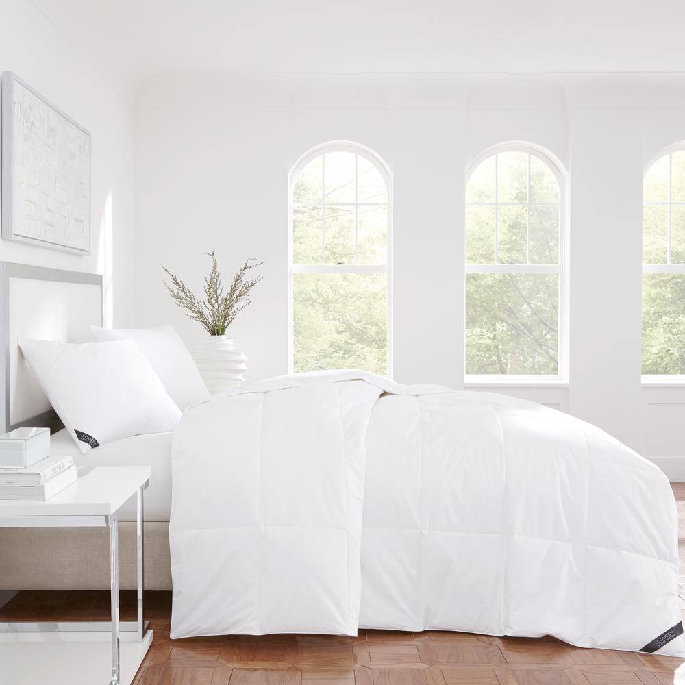 Elegance Cotton White Twin Down Alternative Comforter