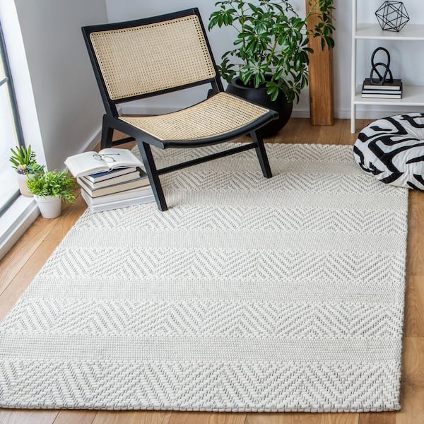 Marbella Ivory 7 ft. x 7 ft. Chevron Striped Square Area Rug