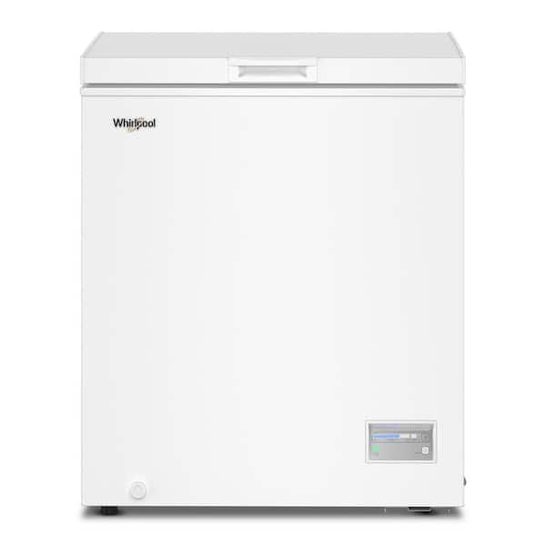 5 cu. ft. Manual Defrost Chest Freezer with 1 Storage Basket in White Garage Ready