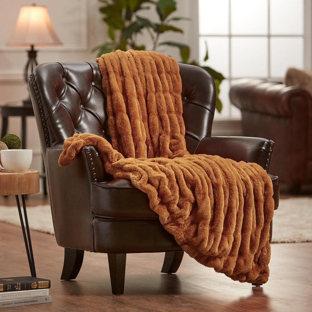 CHANASYA Ruched Cathy Spice Faux Fur Reversible Minky Throw