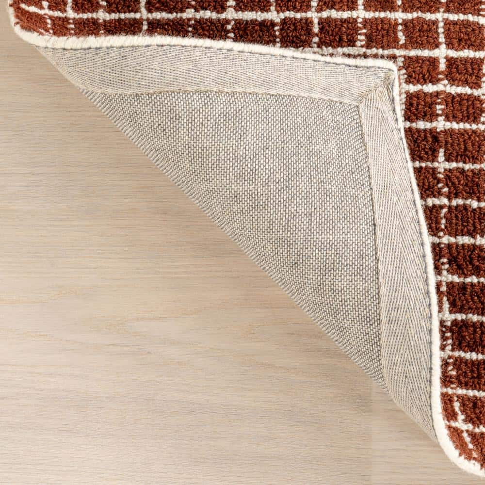 Chestnut Hand-Tufted Wool Rectangular Area Rug, 5' x 8'