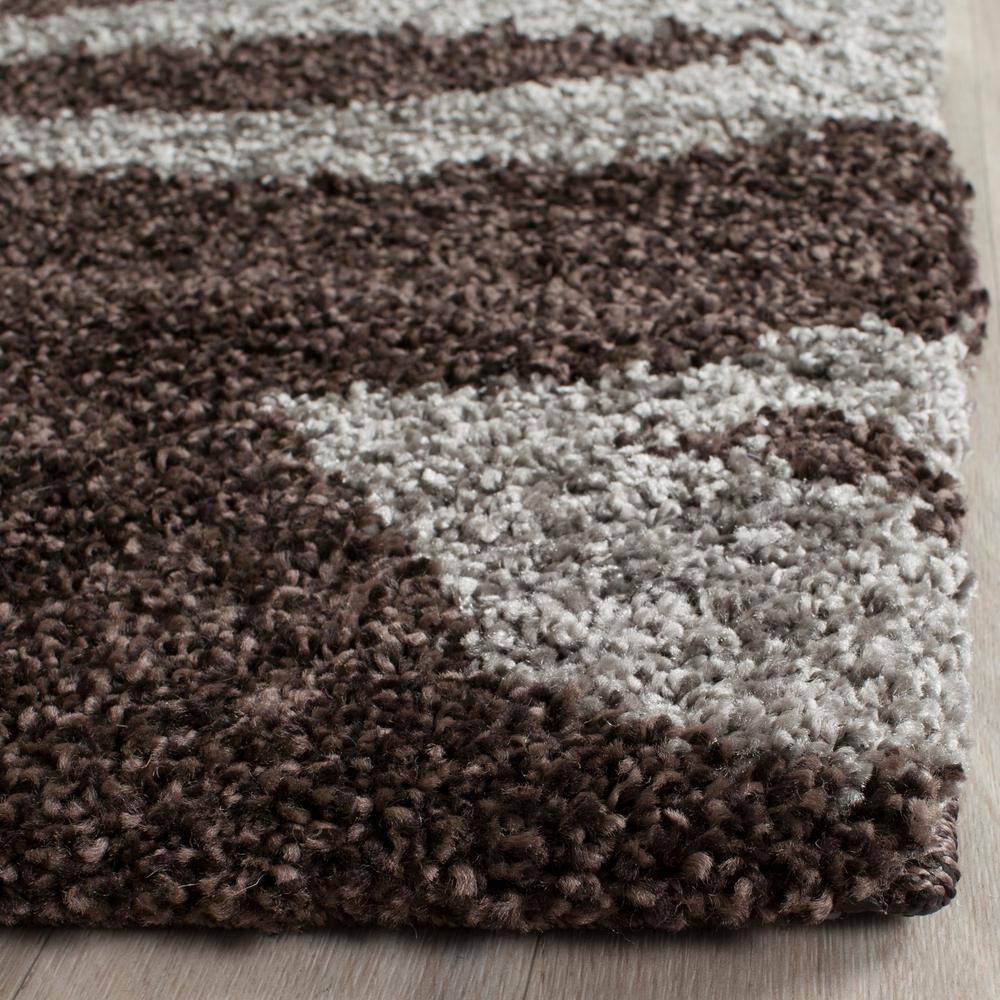 Handcrafted Round Dark Brown Grey Floral Shag Rug, 59 in