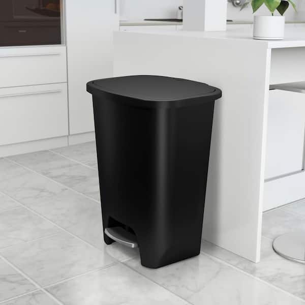 Step Trash Can With Lid - Glad 20 Gallon 