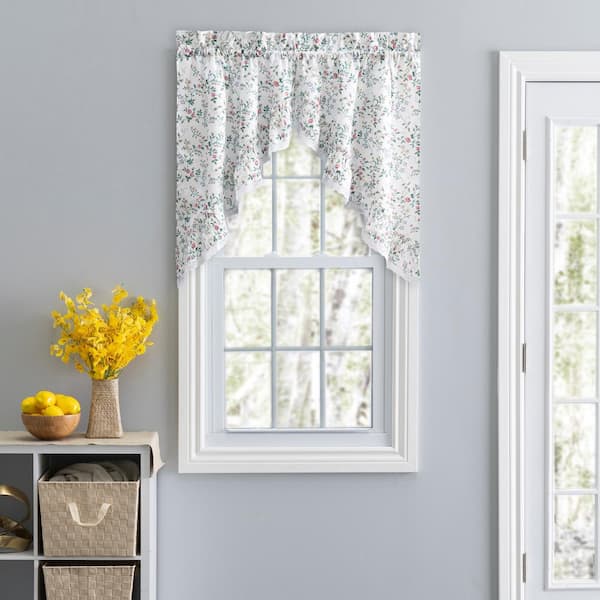 Country Floral 36 in. L Polyester/Cotton Ruffled Swag in Multi