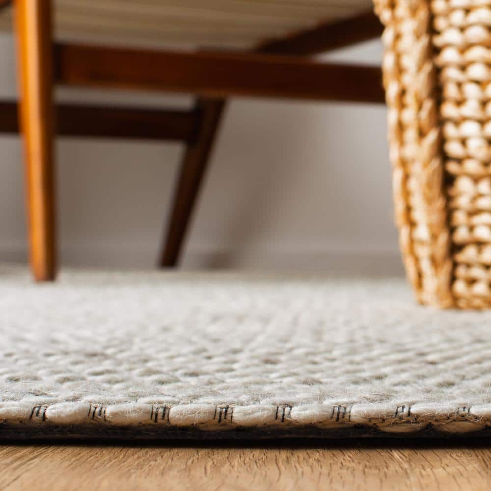 Ivory Stripe Handwoven Wool 6' x 9' Area Rug